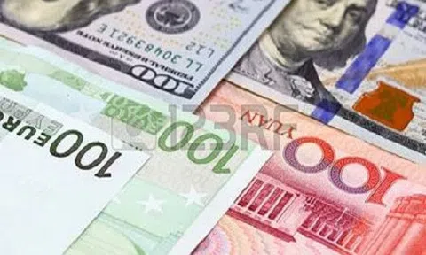 Tỷ giá ngoại tệ ngày 12/9: Sức ép lãi suất đẩy USD tăng vọt