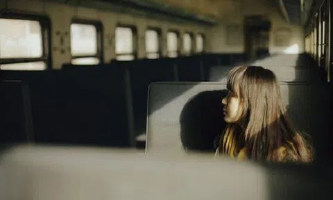 Chẳng có một người phụ nữ nào muốn trưởng thành, chỉ là \'buộc\' phải trưởng thành