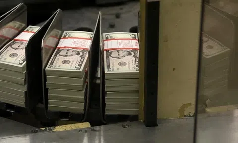 Tỷ giá ngoại tệ ngày 15/9: USD giảm, Bảng Anh tăng giá