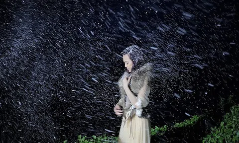 Có một kiểu phụ nữ đã yêu thì yêu hết lòng, không toan tính thiệt hơn