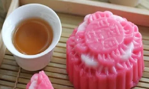 Thưởng thức bánh trung thu thạch rau câu thơm mát bổ dưỡng