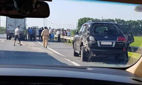 Tài xế Lexus biển tứ quý 8 bị xe tải đâm tử vong: Chủ xe sang là đại gia khoáng sản?