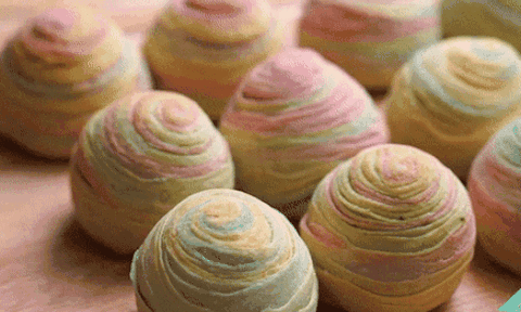 Học cách làm bánh Trung thu ngàn lớp ngon, đẹp mắt cực dễ