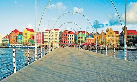 Thành phố sắc màu Willemstad - địa điểm `vàng` cho những ai thích `sống ảo`