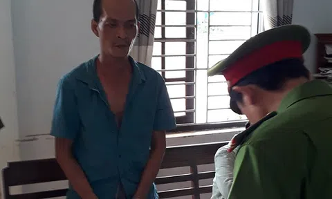 Quảng Nam: Khởi tố nghi phạm đâm trọng thương cụ bà 73 tuổi