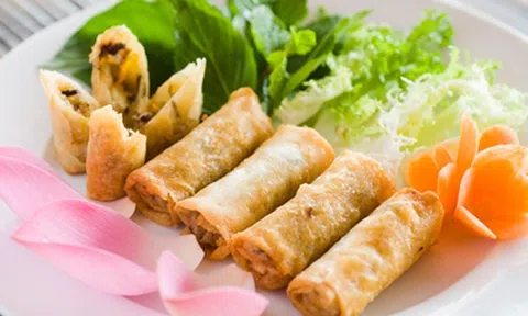 Mẹo rán nem giòn rụm, thơm ngon để lâu cũng không bị ỉu