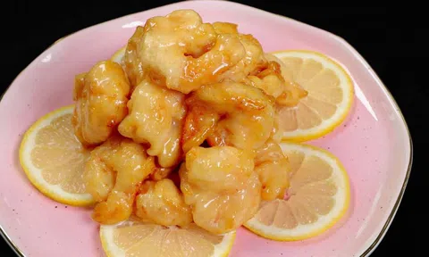 Thử ngay tôm chiên sốt chanh mật ong cực ngon với công thức đơn giản