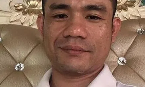 Nghệ An: Sau hơn 10 giờ, đối tượng ôm `hàng nóng` cố thủ trong nhà đã ra đầu thú