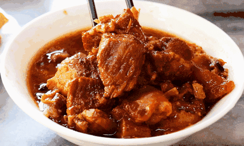 Bỏ thứ này vào khi hầm thịt bò, không chỉ giúp nhanh nhừ lại thơm ngon như ngoài hàng