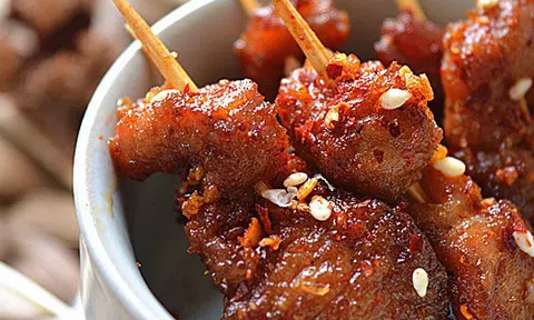 Ghi ngay vào thực đơn cách làm thịt xiên rán vừa nhanh vừa ngon