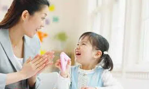 Không cần quát mắng nhưng trẻ vẫn nghe lời, đây mới là cách dạy con thông minh