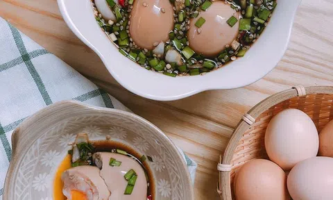 Cách làm trứng ngâm xì dầu ngon cơm mà lại để được lâu cho một tuần bận rộn
