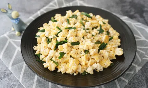 Đậu phụ xào trứng, món ăn dân dã dễ làm lại ngon đến bất ngờ