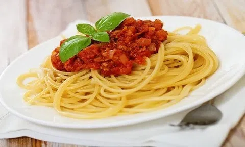 Tuyệt chiêu làm mỳ Ý sốt thịt bò bằm đơn giản mà ngon đúng điệu