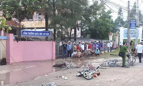 Vụ dây điện rơi khiến 6 HS thương vong: Mọi người gào thét trong bất lực