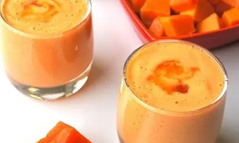 Cách làm sinh tố cà rốt, sữa tươi và mật ong: Đẹp dáng lại đẹp da