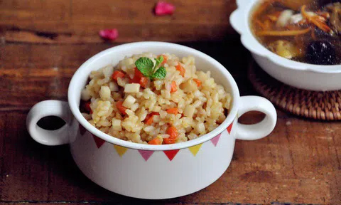 Bữa trưa thần tốc với món cơm chiên nấm cực đơn giản