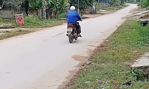 Cô giáo mầm non tử vong sau khi va chạm với xe ô tô hiệu trưởng