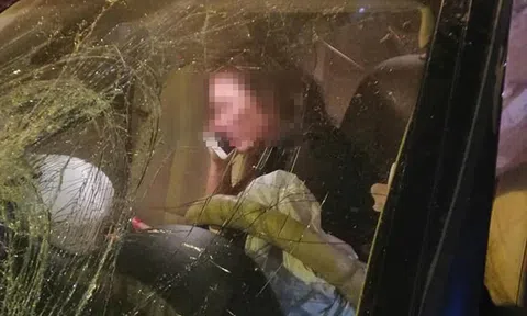 Khởi tố, tạm giam nữ tài xế lái BMW tông chết người ở ngã tư Hàng Xanh