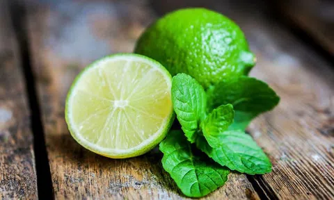 Đặt quả chanh cạnh giường khi ngủ có ít nhất 6 tác dụng `thần kỳ`