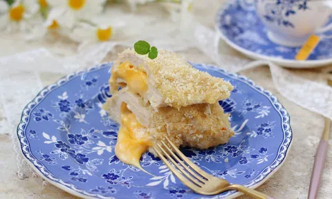 Làm thử ngay món ức gà nhồi phô mai ngon không thể chối từ