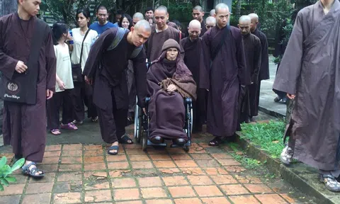 Thiền sư Thích Nhất Hạnh sẽ ở lại Việt Nam đến cuối đời