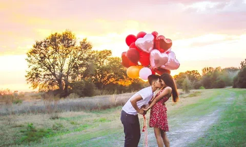 Chỉ cần làm ngay những điều này sẽ giúp bạn luôn may mắn trong tình yêu