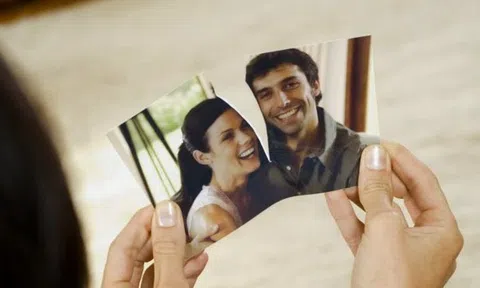 Chồng ngoại tình, phụ nữ khôn ngoan nói ngay 5 câu này để cứu vãn hôn nhân sắp đổ vỡ