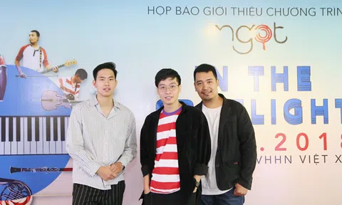 Chẳng phải nghệ sĩ gạo cội, Ngọt band mở màn `In the spotlight` phiên bản mới
