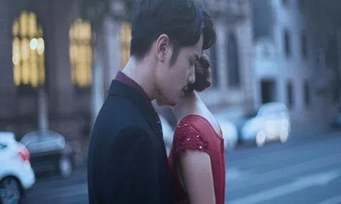 Tỉnh lại đi, chồng ngoại tình rồi thì đâu còn là người đàn ông của mình nữa