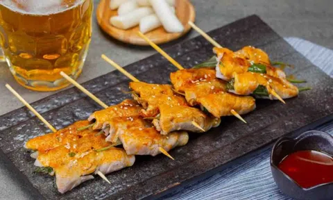 Xuýt xoa ngày lạnh với món ba chỉ cuộn xiên nướng thơm phức