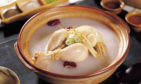 Hướng dẫn cách làm món gà tần sâm chuẩn vị Hàn Quốc