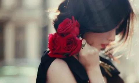 Đừng bao giờ đem hết tâm can, nỗi buồn của mình kể cho người khác, vì...