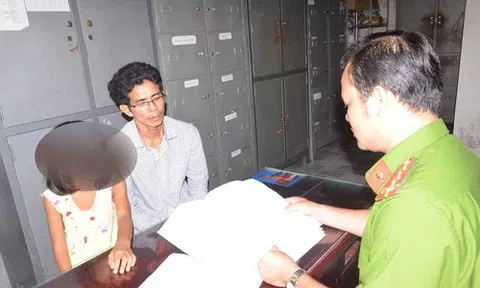 Ông bố ở Sài Gòn mang 50 triệu đồng thuê hàng chục giang hồ bắt con ruột 7 tuổi