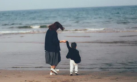 Thư của mẹ đơn thân: Gửi con của mẹ một ngày lớn lên...