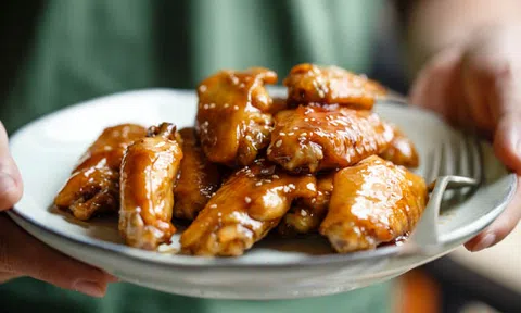 Học nhanh cách làm cánh gà chiên Coca thơm ngon lạ miệng