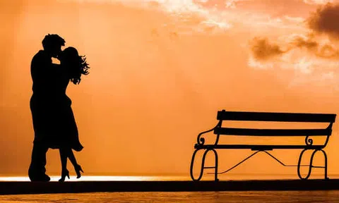 Phật dạy: `Là duyên, có xa cách mấy cũng gặp lại`