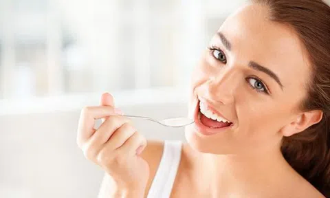  Ăn sữa chua mỗi ngày theo cách này sau một tháng da trắng hồng trông thấy
