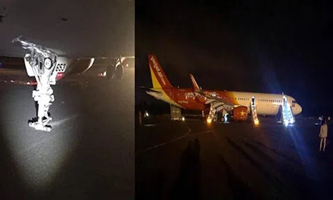 Hai phi công của máy bay rơi bánh bị thu bằng lái