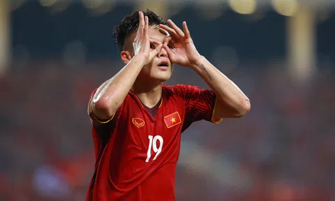 Việt Nam vào chung kết AFF Cup sau 10 năm