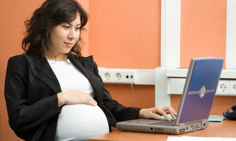 Yêu cầu của vợ khi sinh con làm cả nhà tôi điên đảo, không chấp nhận được