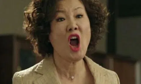 Sau tái hôn, mẹ chồng cũ đến nhà làm loạn và phản ứng không ngờ của chồng mới