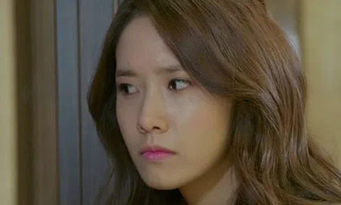 Bàng hoàng khi nghe trộm cuộc nói chuyện của chồng giữa đêm