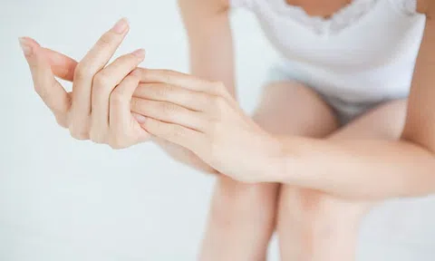 Mẹo trị da khô nứt nẻ vào mùa đông đơn giản nhưng hiệu quả