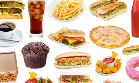 Hãy tránh xa những loại thực phẩm sau đây nếu không muốn `tàn` phai nhan sắc