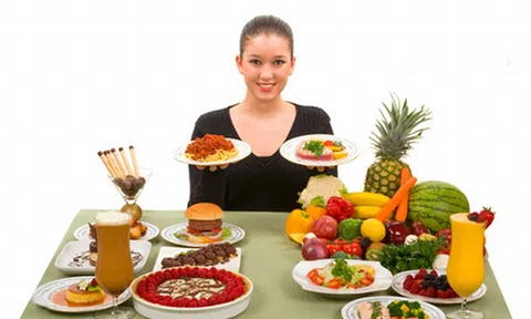 Bí kíp ăn tết mà không lo tăng cân