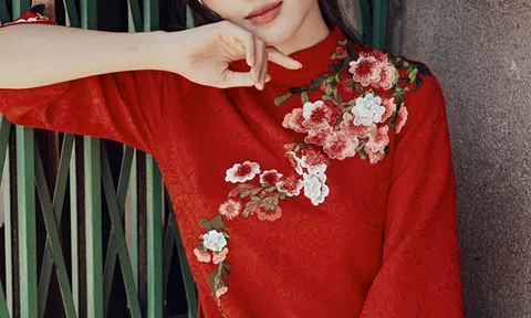 Lung linh trong tà áo dài với cách trang điểm học hỏi từ sao Việt