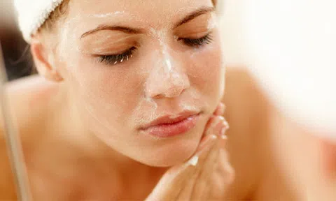 5 bí quyết chăm sóc da cho các nàng rạng rỡ ngày đầu xuân
