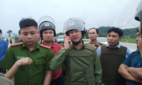 Cập nhật: Hàng trăm cảnh sát khống chế đối tượng buôn ma túy cố thủ