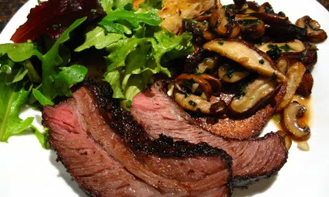 6 món ăn bạn không thể bỏ qua khi đến Argentina